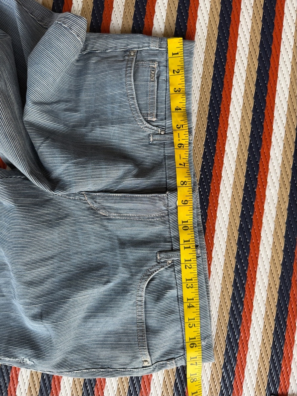 Joe's Jeans Light Blue Ankle Zip Hem Cropped Jeans - Picture 5 of 7
